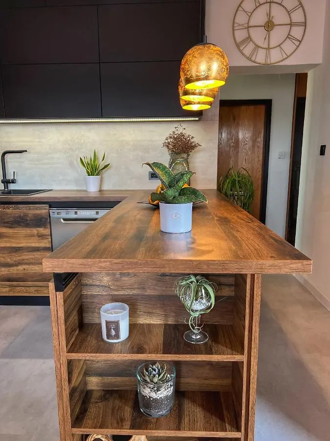 Apartment Apartmani Mia Palit Croatia